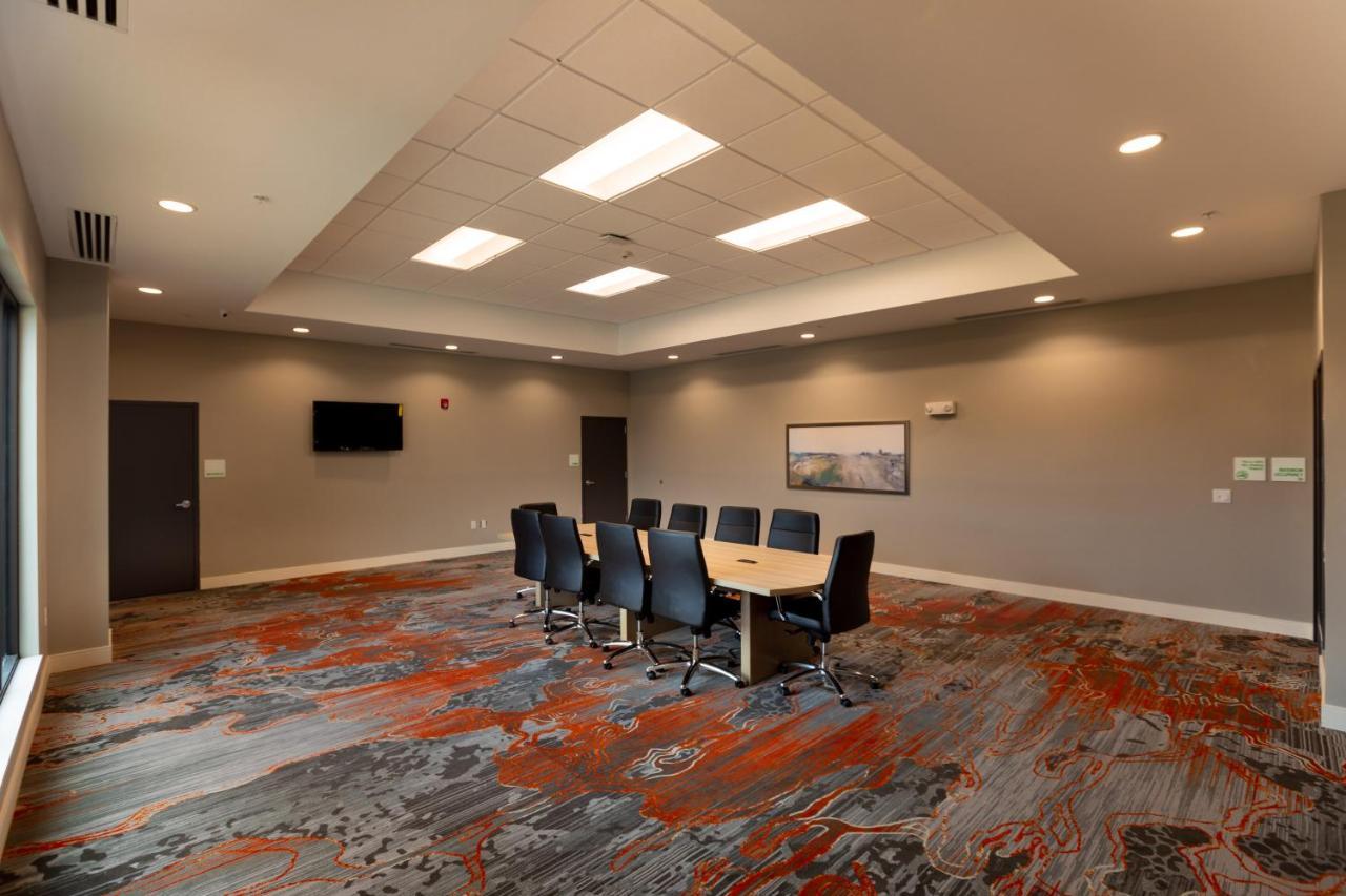 Holiday Inn - Kansas City - Northeast By Ihg Exteriör bild