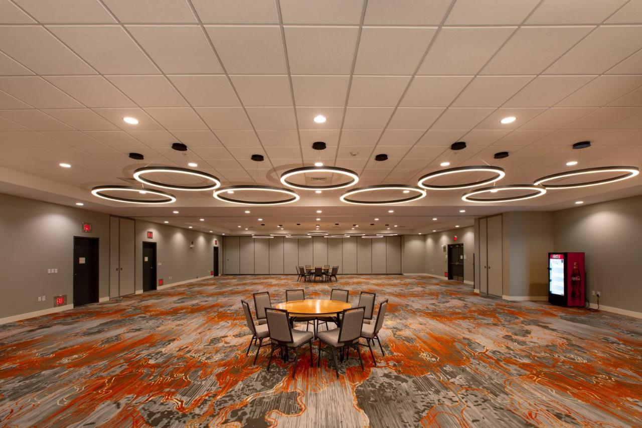 Holiday Inn - Kansas City - Northeast By Ihg Exteriör bild