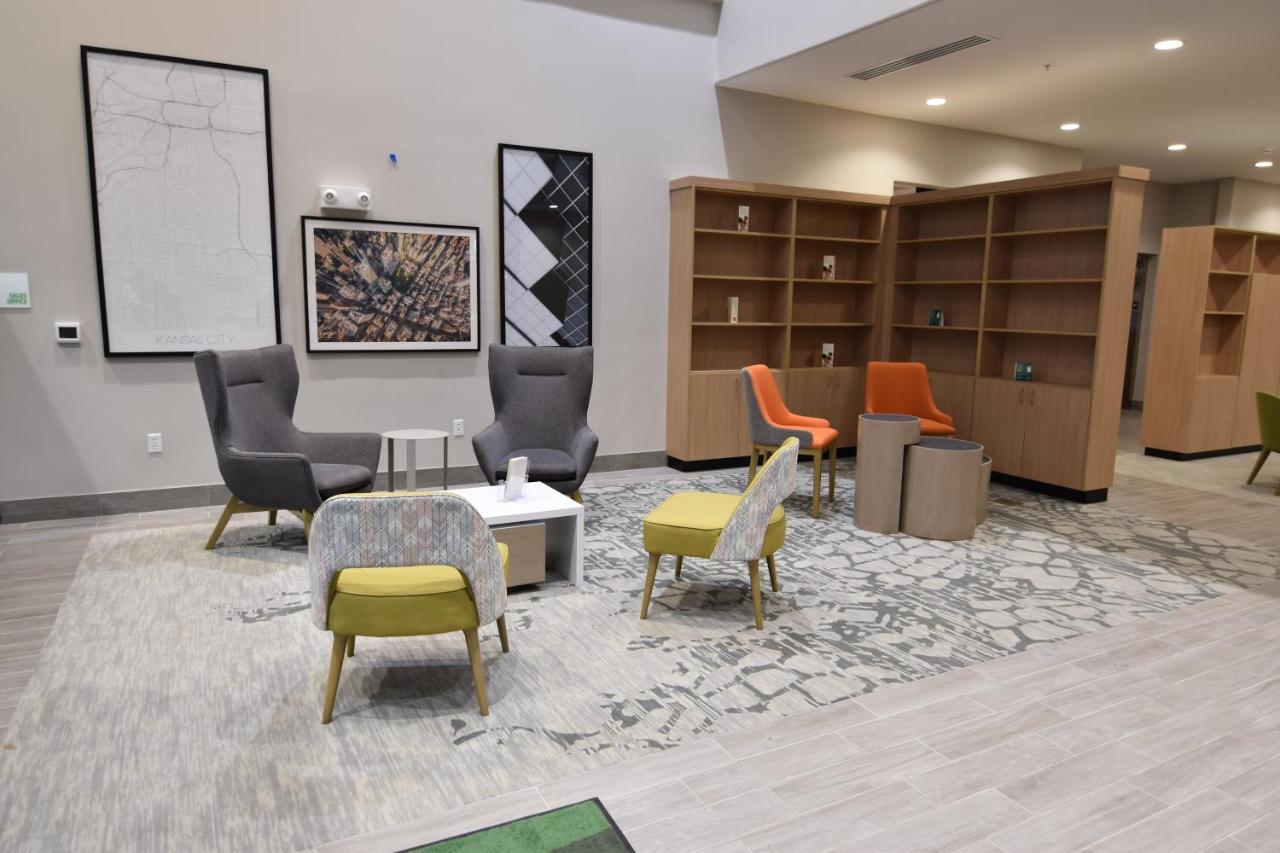 Holiday Inn - Kansas City - Northeast By Ihg Exteriör bild