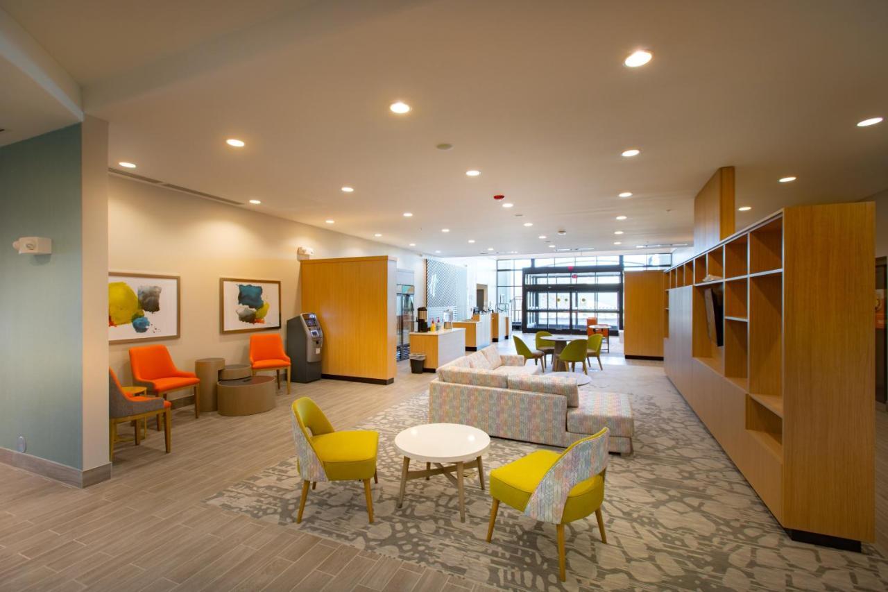 Holiday Inn - Kansas City - Northeast By Ihg Exteriör bild