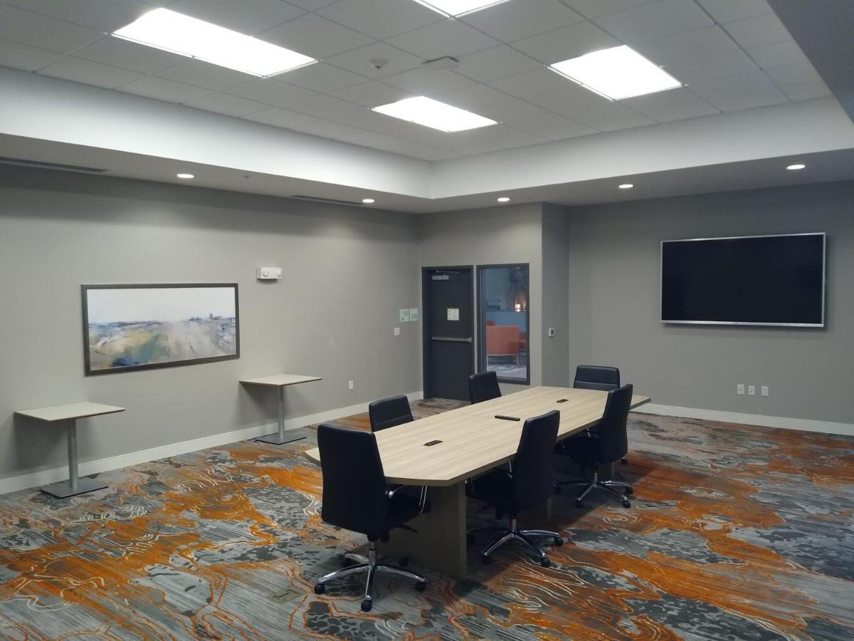 Holiday Inn - Kansas City - Northeast By Ihg Exteriör bild