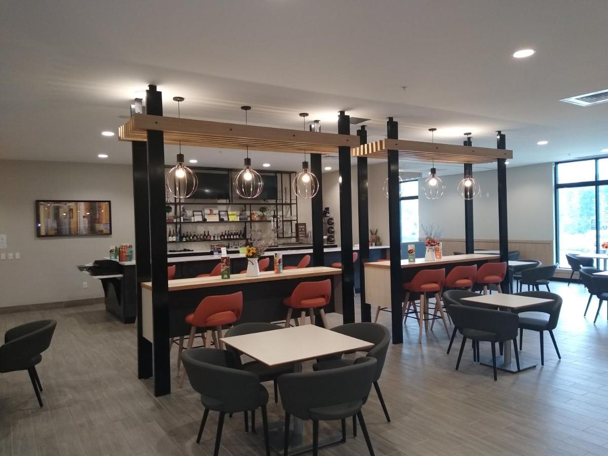 Holiday Inn - Kansas City - Northeast By Ihg Exteriör bild